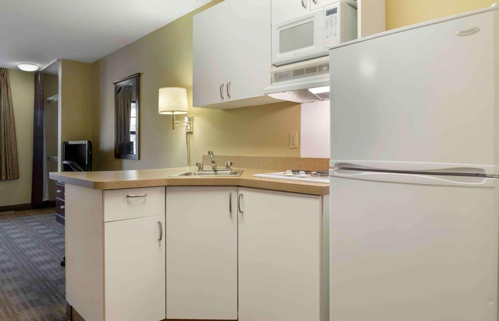 Extended Stay America Suites - Detroit - Metropolitan Airport Romulus Zewnętrze zdjęcie